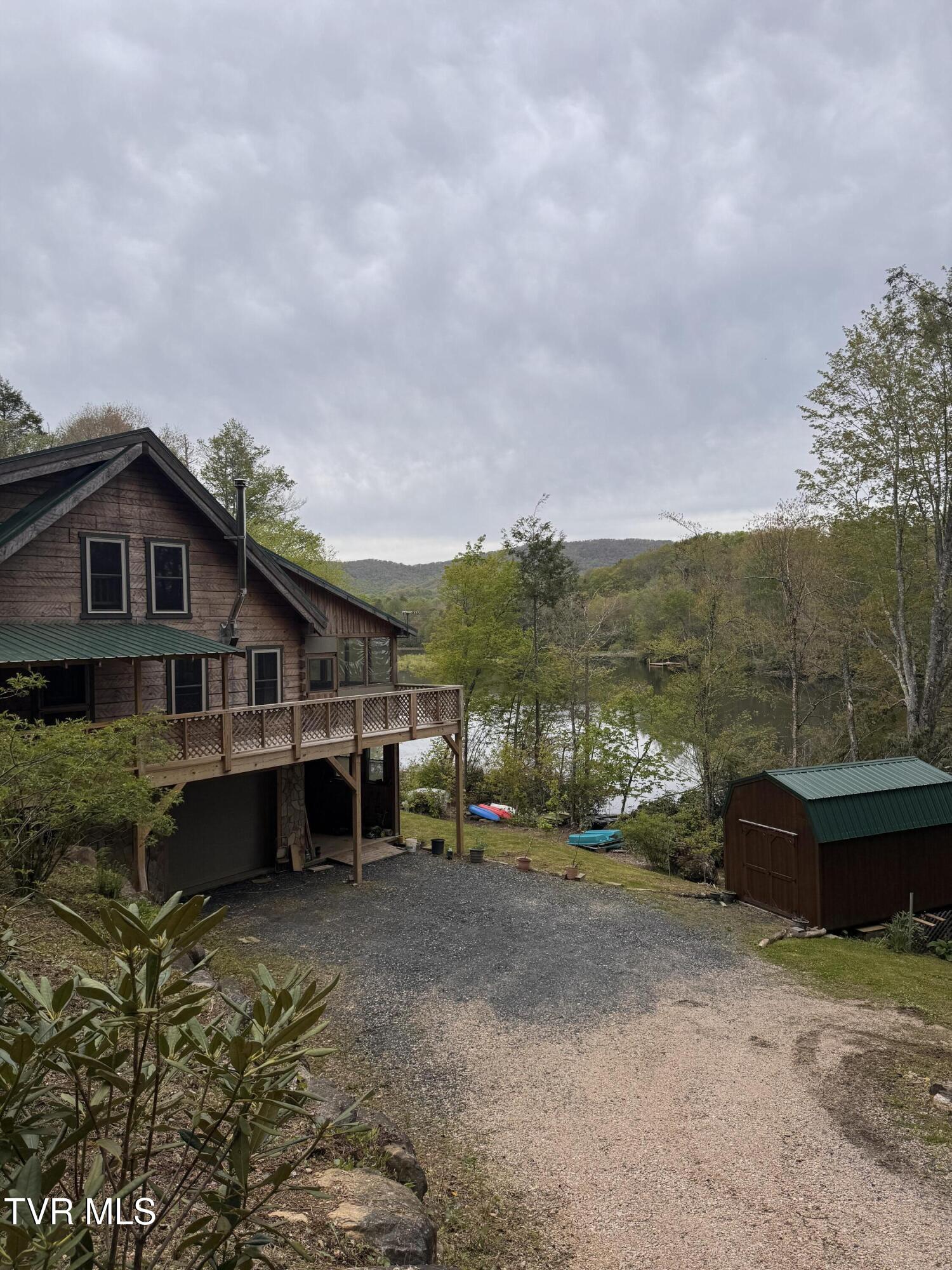 368 Ripshin Lake Road Roan Mountain, TN 37687 - Photo 5 of 100 IMG_3810