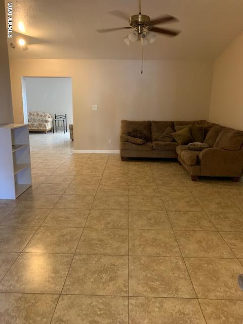 2610 South Mariposa Road Apache Junction, AZ 85119 - Photo 2 of 6 living room