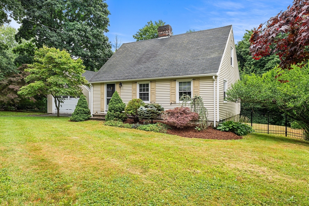 165 Tahattawan Road Littleton, MA 01460 - Photo 33 of 42