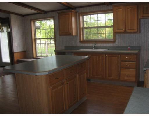 6961 Dermond Road Hermitage, PA 16148 - Photo 8 of 18 Kitchen.