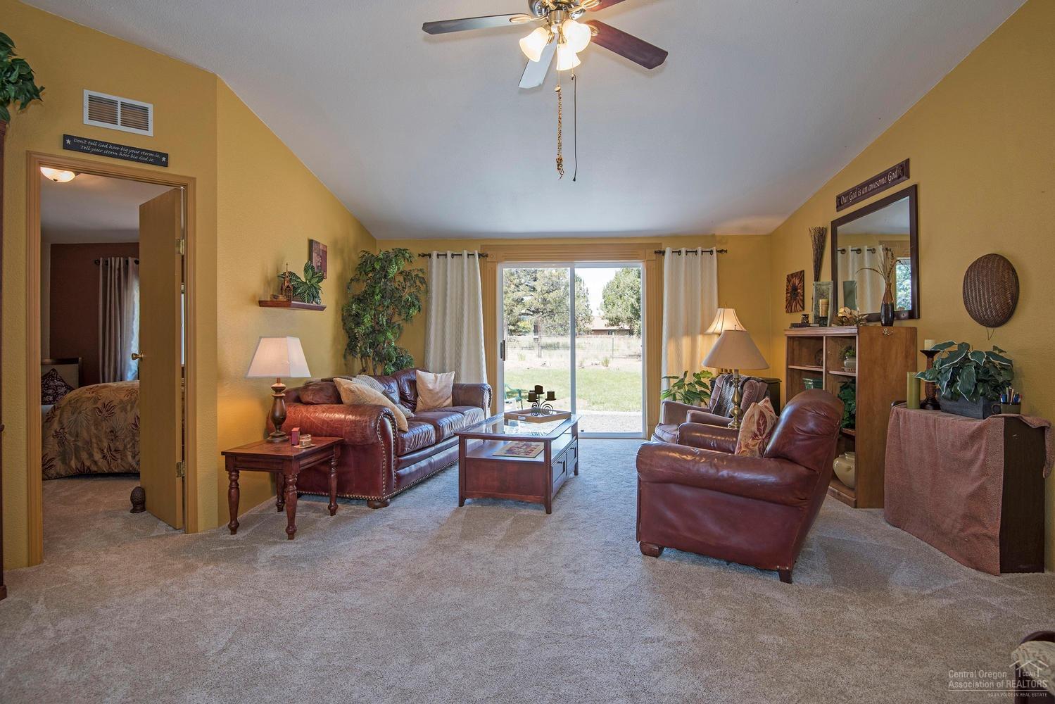 8400 Southwest Crater Loop Road Terrebonne, OR 97760 - Photo 2 of 23 Spacious and open, the living room is th