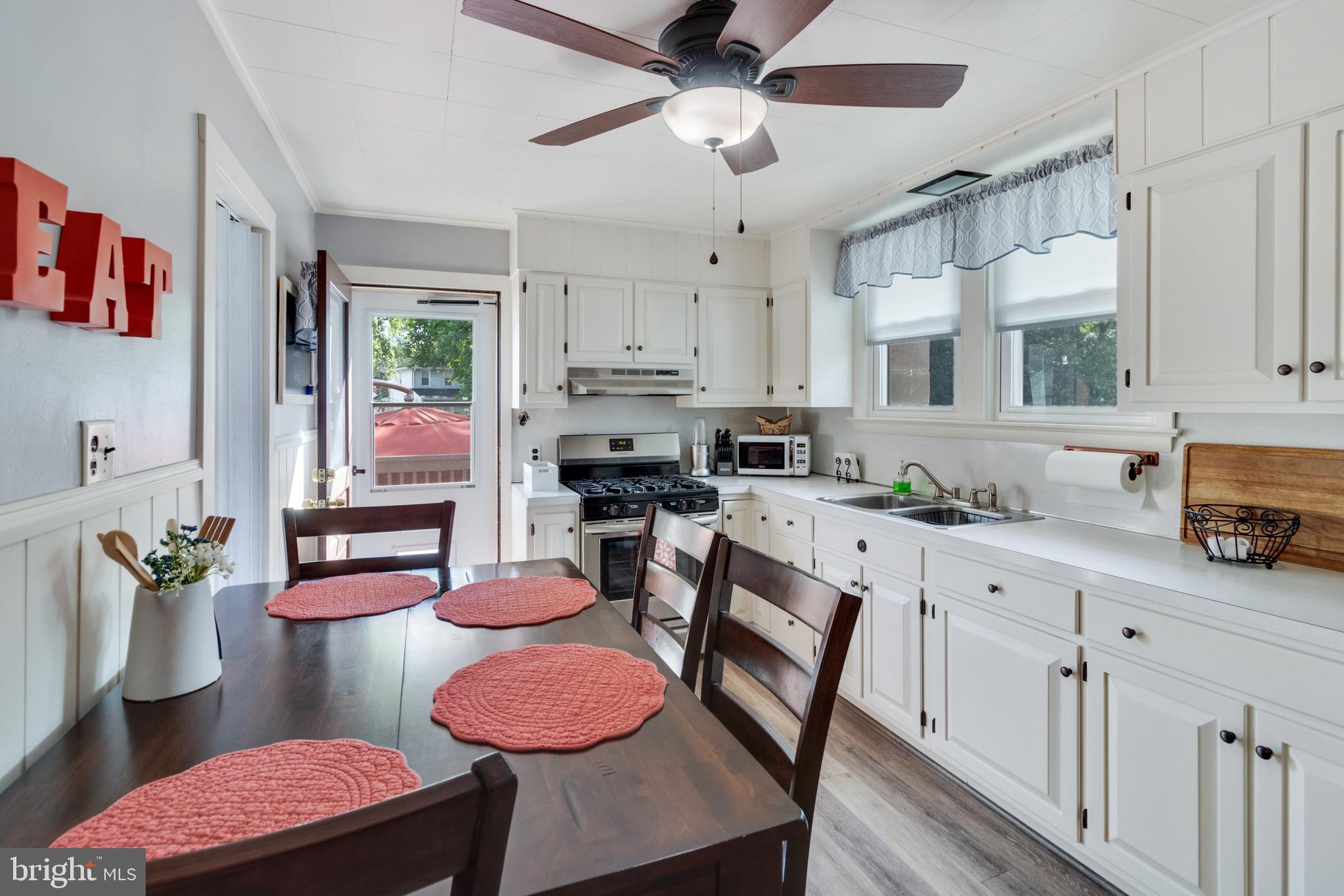 607 Delaware Avenue Riverside, NJ 08075 - Photo 9 of 30