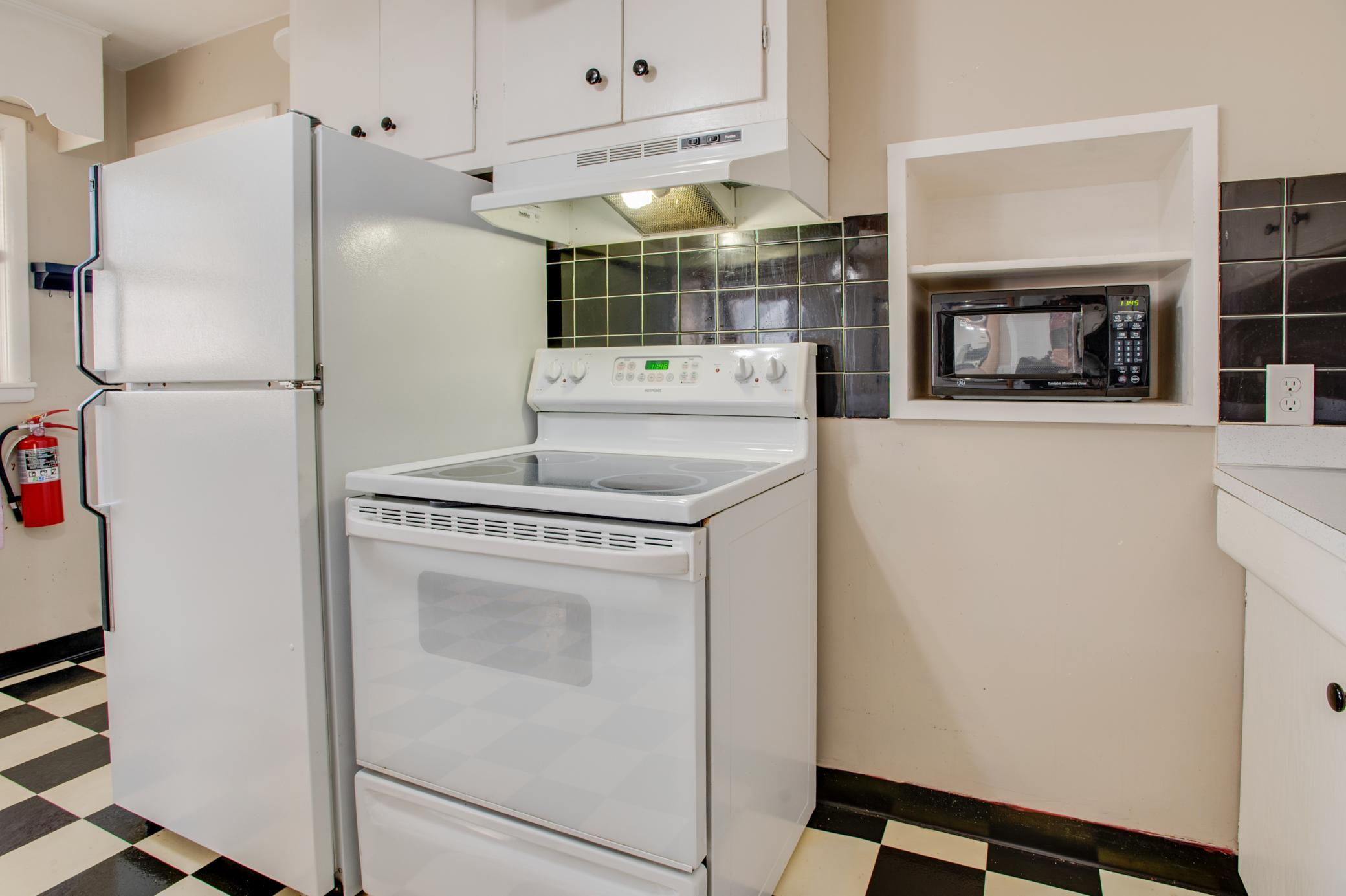 614 16th Street North Moorhead, MN 56560 - Photo 15 of 46