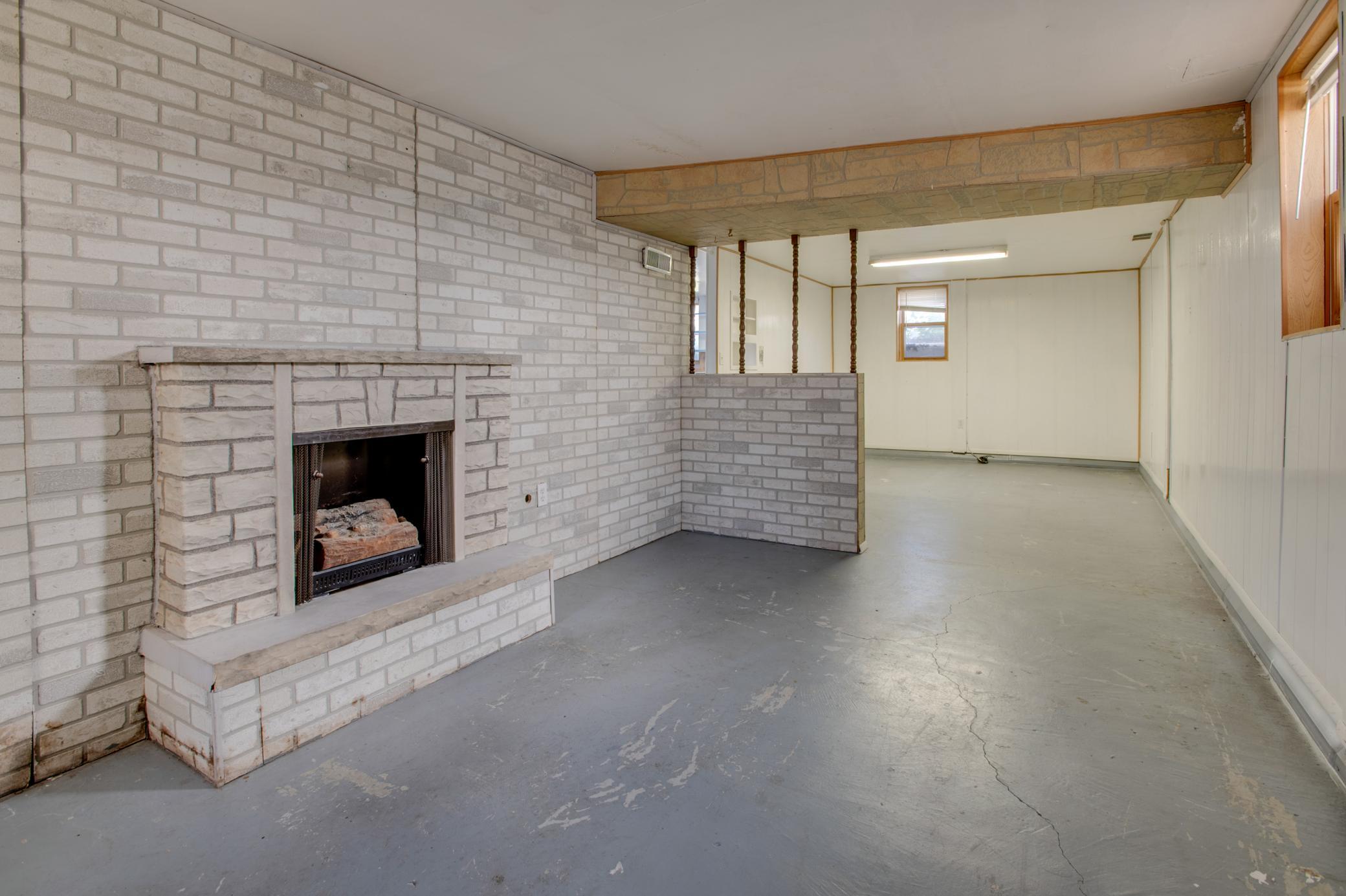 614 16th Street North Moorhead, MN 56560 - Photo 31 of 46