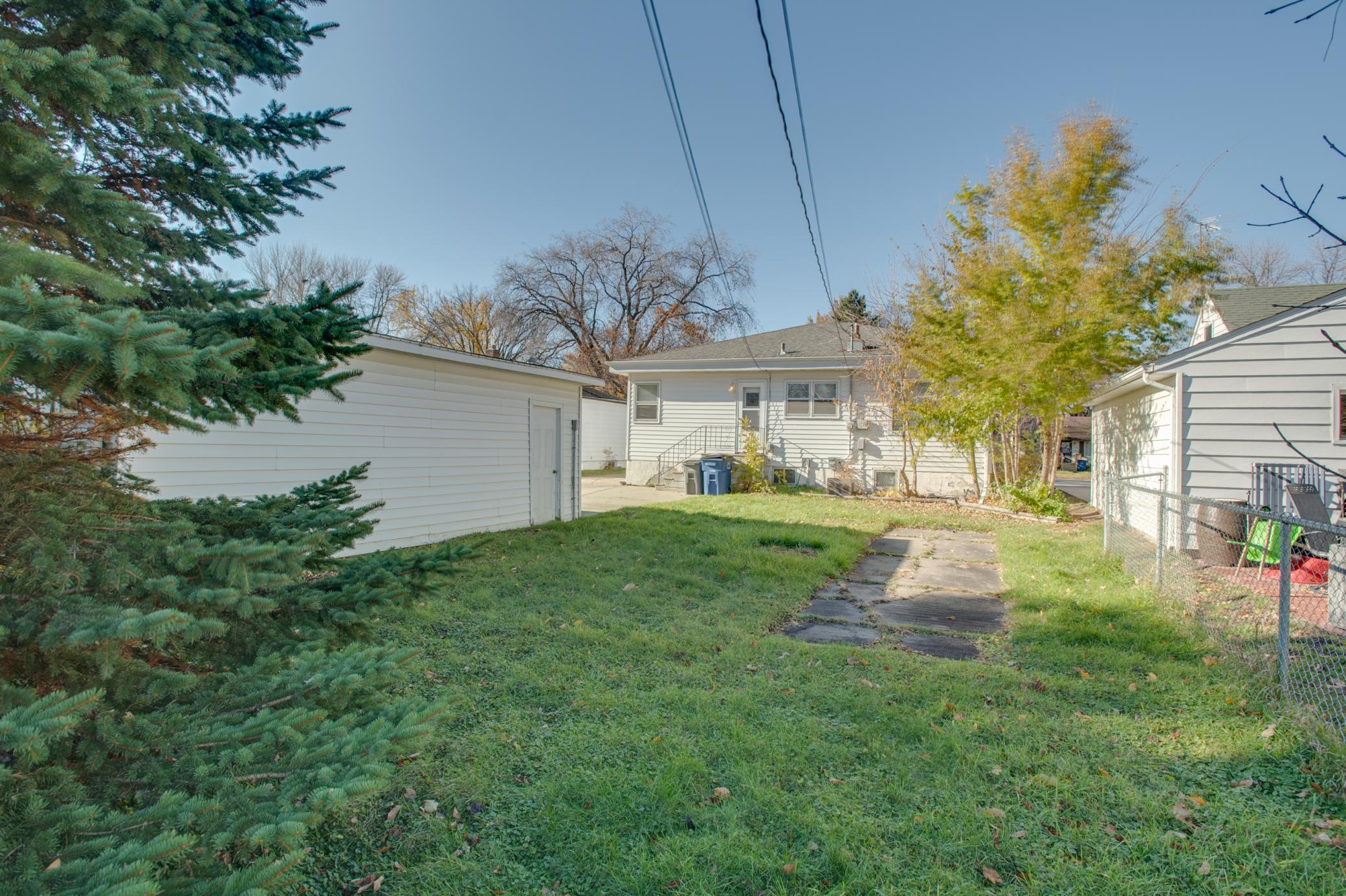 614 16th Street North Moorhead, MN 56560 - Photo 41 of 46