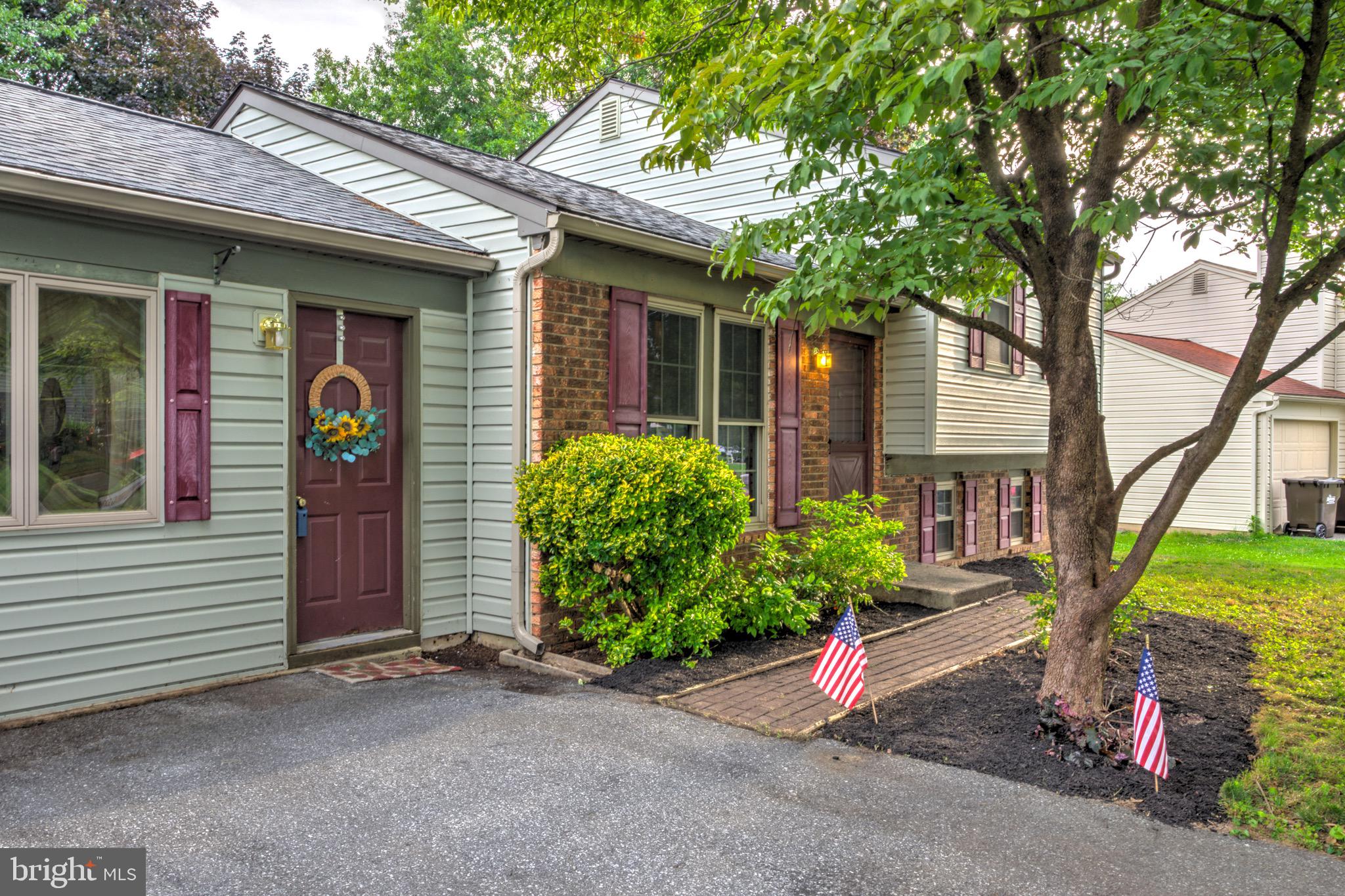 156 Warren Way Lancaster, PA 17601 - Photo 5 of 27 Gallery Image 5