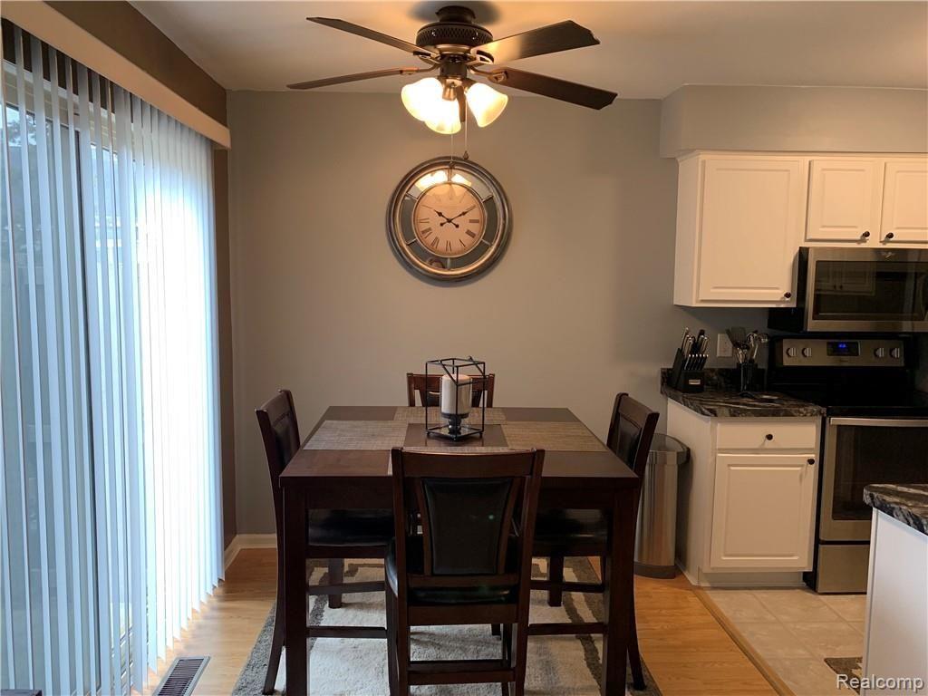 13993 Watersway Drive, Unit 70 Gibraltar, MI 48173 - Photo 7 of 23