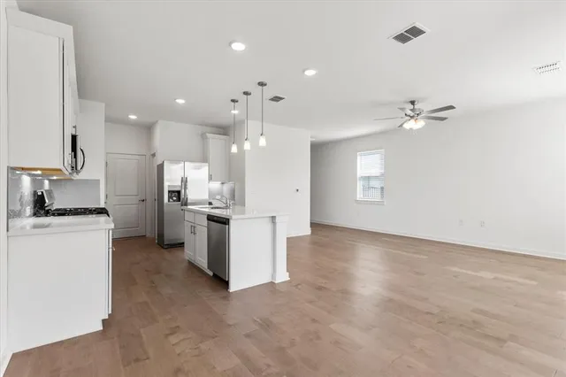 $1,799 | 7324 Sparkling Light Drive, Del Valle, TX 78617