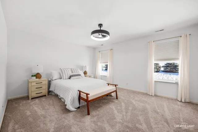 $364,900 | 1066 Moraine Drive, South Elgin, IL 60177