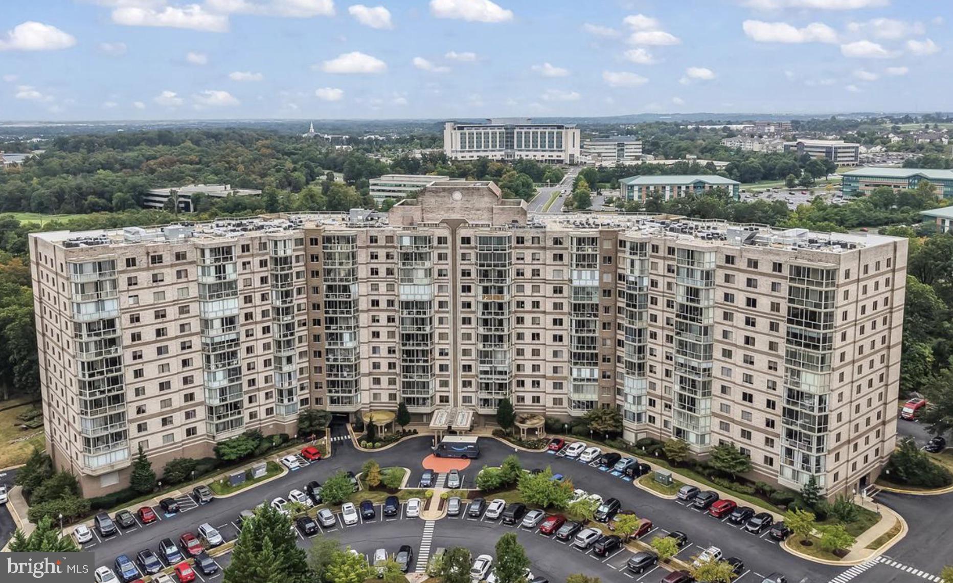 19375 Cypress Ridge Terrace, Unit 409 Leesburg, VA 20176 - Photo 4 of 16