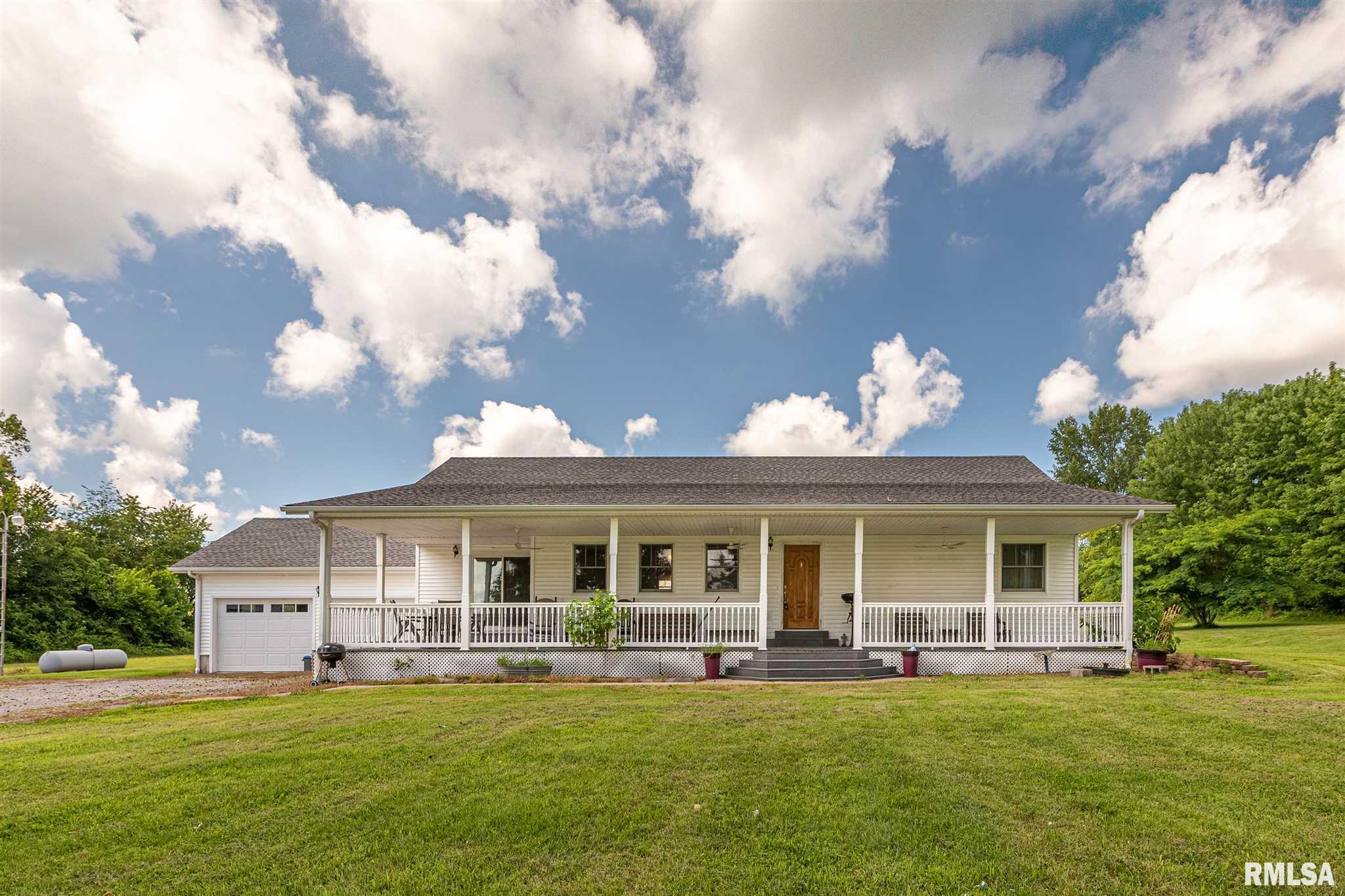 97 Church Street Raleigh, IL 62977 - Photo 3 of 47 Gallery Image 3