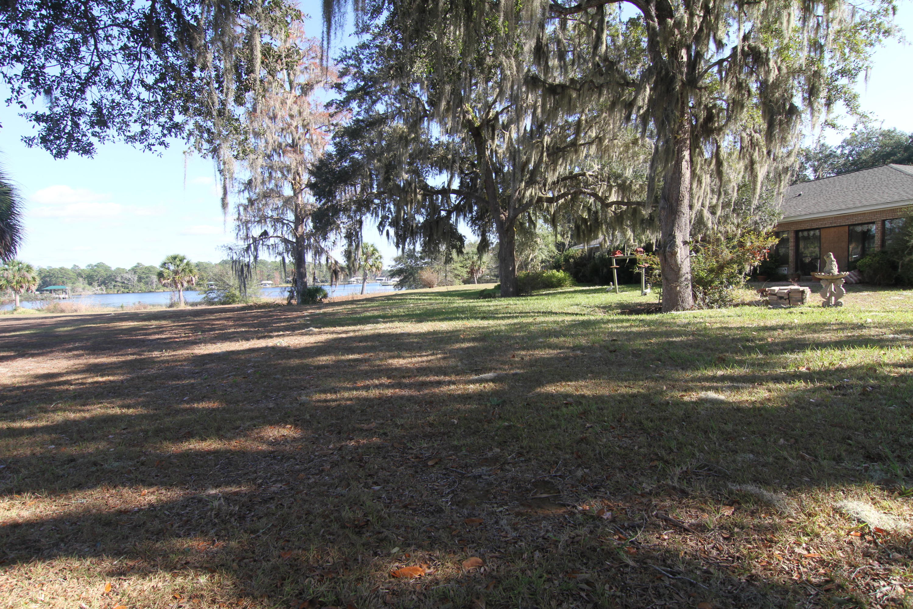 1186 Bay Grove Road Freeport, FL 32439 - Photo 2 of 16