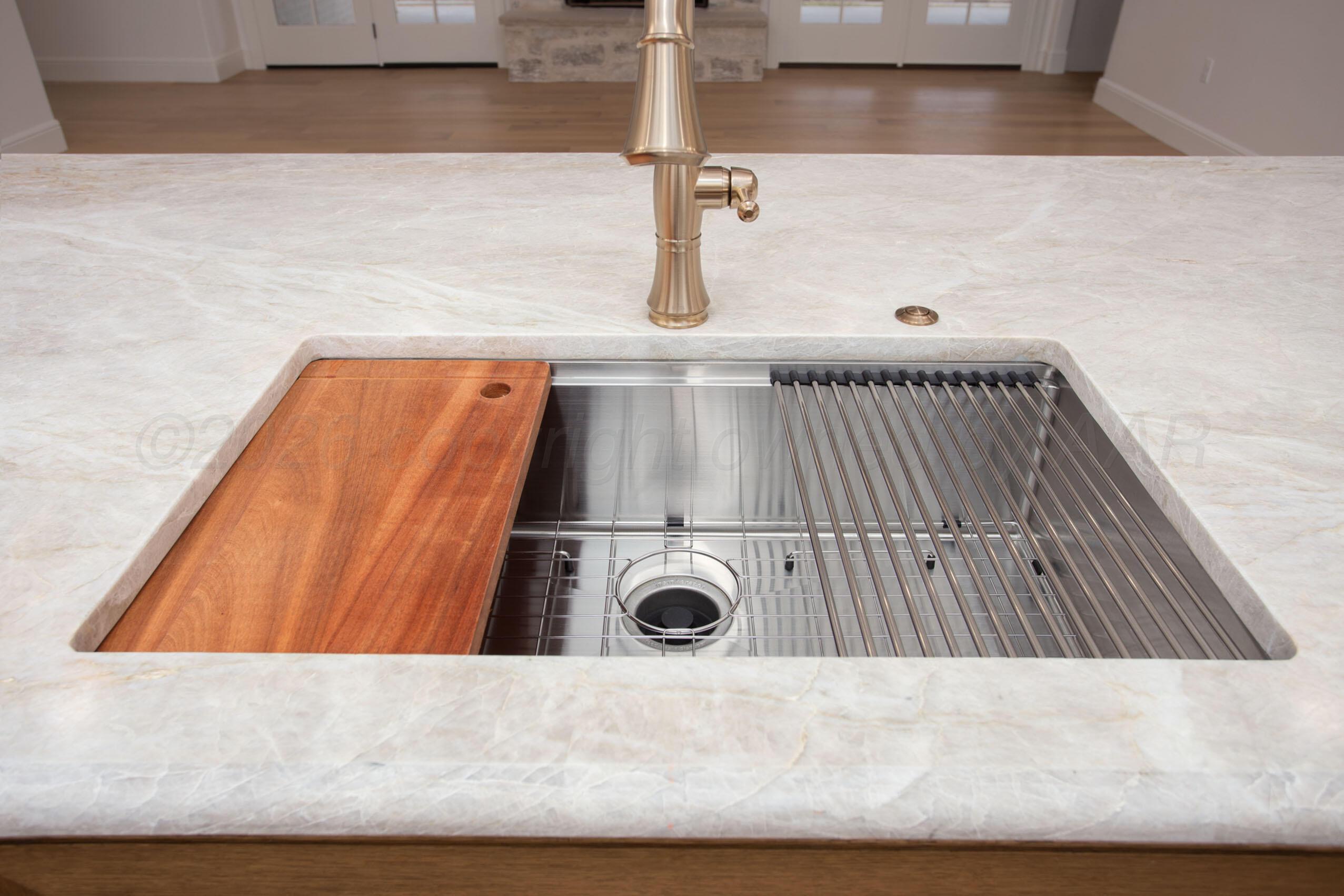 4304 North Rocking Chair Lane Amarillo, TX 79124 - Photo 14 of 36 kitchen sink