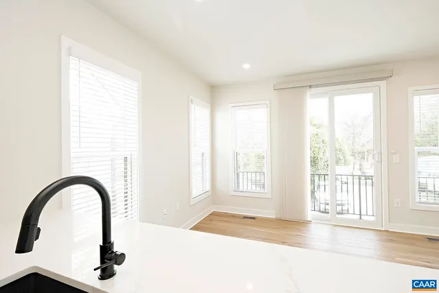 $2,095 | 917 Belmont Avenue, Unit A, Charlottesville, VA 22902