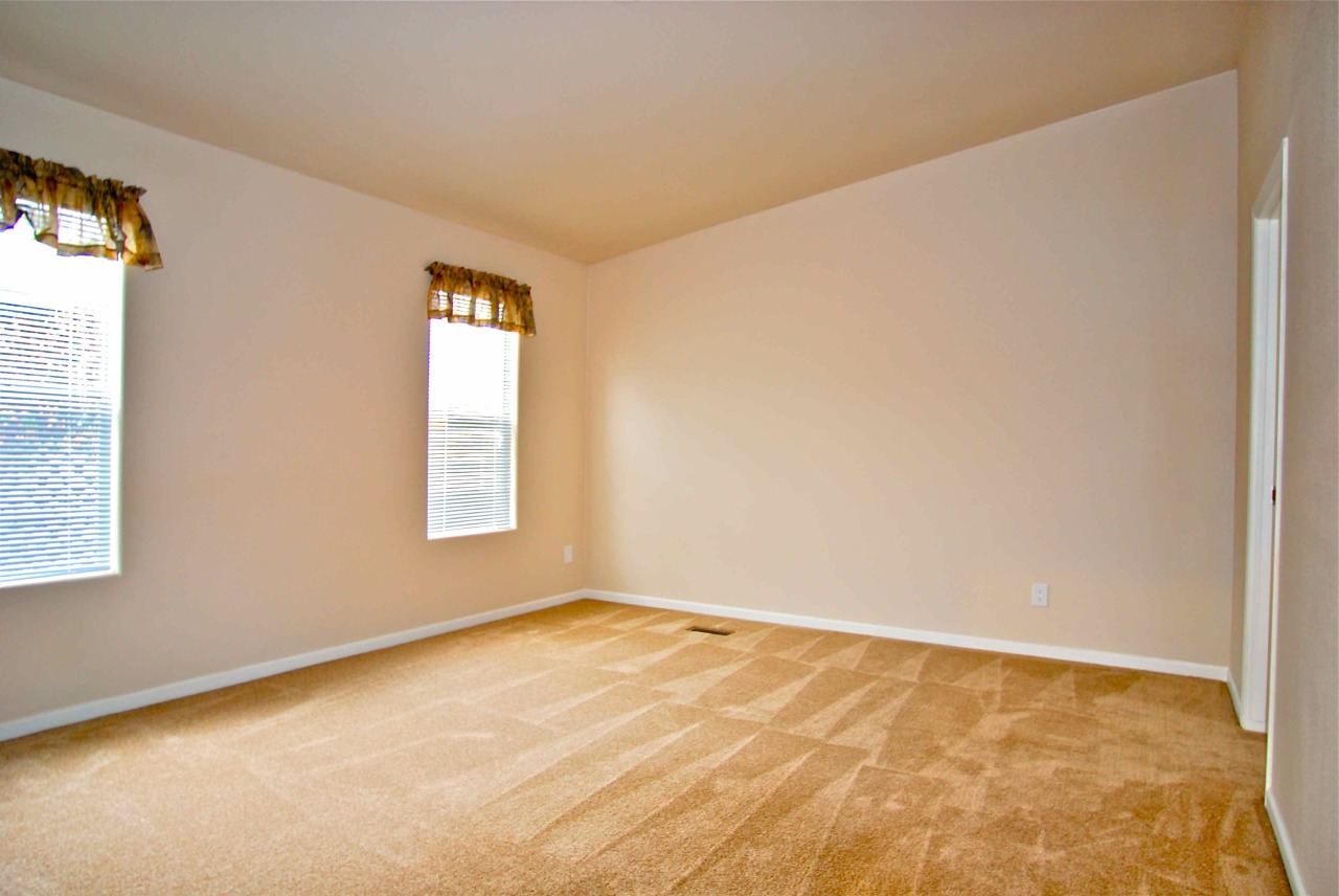 30 Winchester Canyon Road, Unit 74 Goleta, CA 93117 - Photo 7 of 8 Master Bedroom