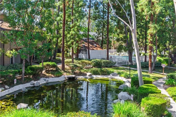 $524,500 | 20702 El Toro Lake, Unit 90, Lake Forest, CA 92630