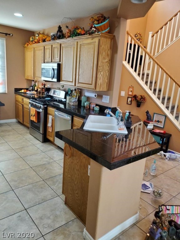8133 Altamont Ridge Street Las Vegas, NV 89113 - Photo 17 of 28 Gallery Image 17