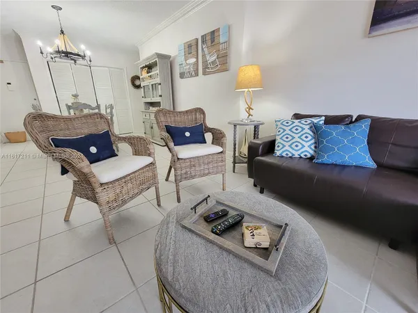 $2,150 | 1980 South Ocean Drive, Unit 2C, Hallandale Beach, FL 33009