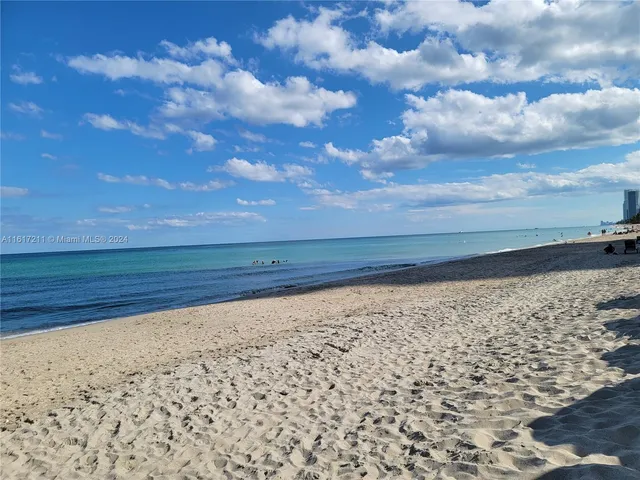 $2,150 | 1980 South Ocean Drive, Unit 2C, Hallandale Beach, FL 33009