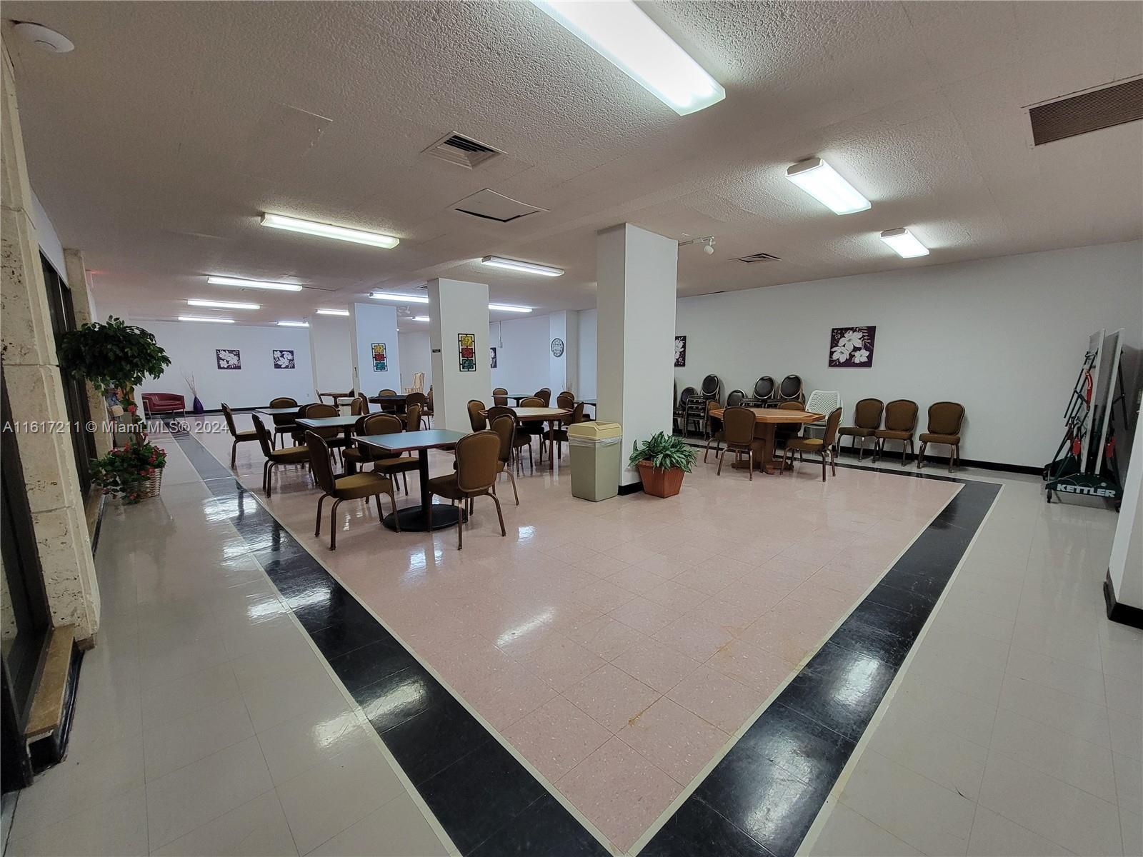 1980 South Ocean Drive, Unit 2C Hallandale Beach, FL 33009 - Photo 49 of 69