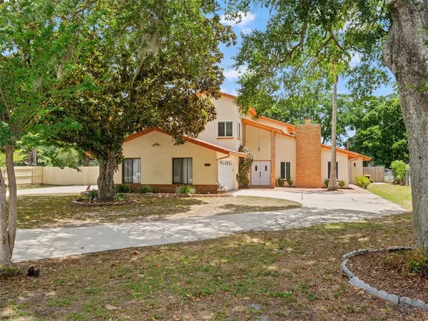 $895,000 | 1161 West Lake Brantley Road, Altamonte Springs, FL 32714