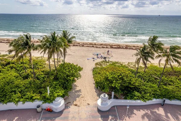 $42,000 | 1799 North Fort Lauderdale Beach Boulevard, Fort Lauderdale, FL 33305