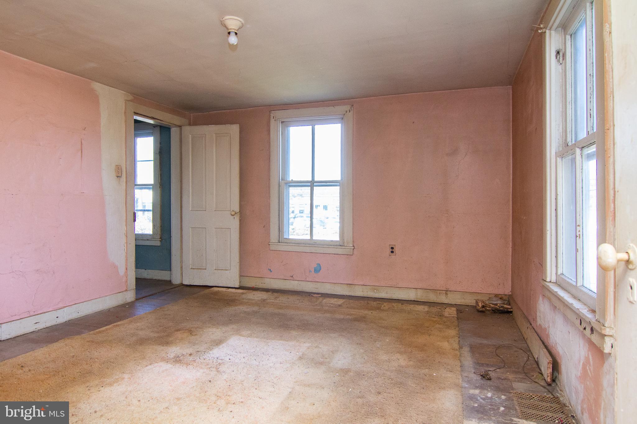 10101 Liberty Road Randallstown, MD 21133 - Photo 15 of 37 Primary bedroom