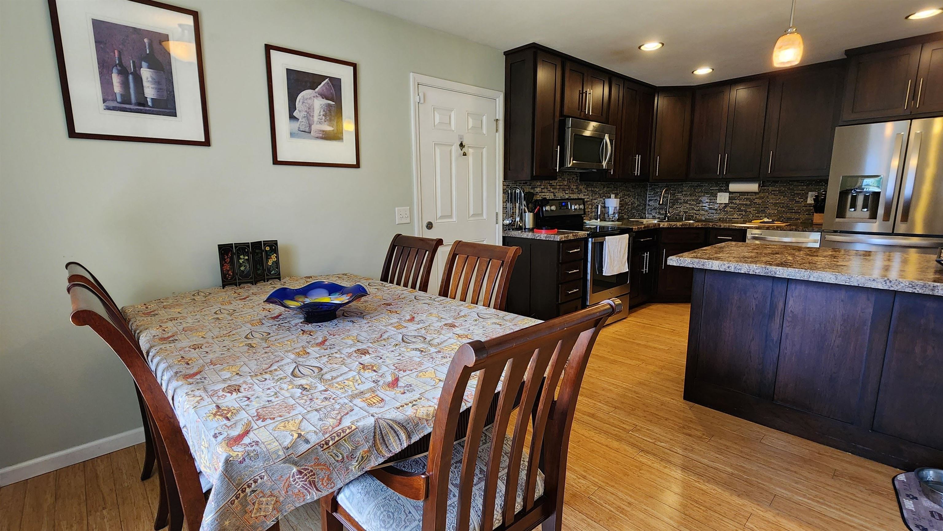2818 Brandon Road Madison, WI 53719 - Photo 8 of 58