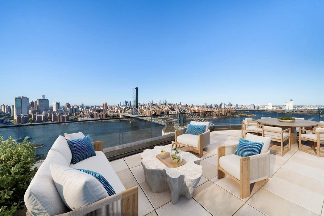 30 Front Street, Unit PHA Brooklyn, NY 11201 - Photo 4 of 37