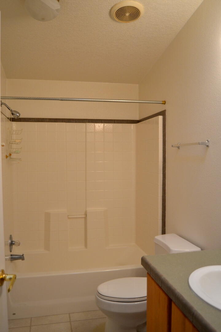965 Galice Road, Unit 11 Merlin, OR 97532 - Photo 34 of 40 DSC_6005