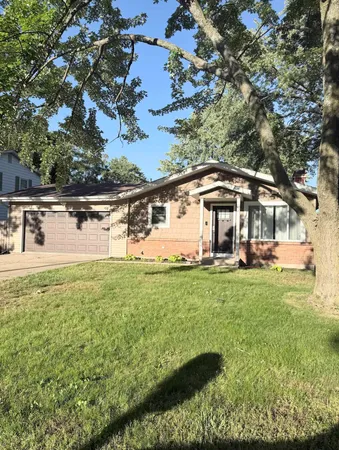 $300,000 | 302 West Grand Avenue, Mount Pleasant, MI 48858
