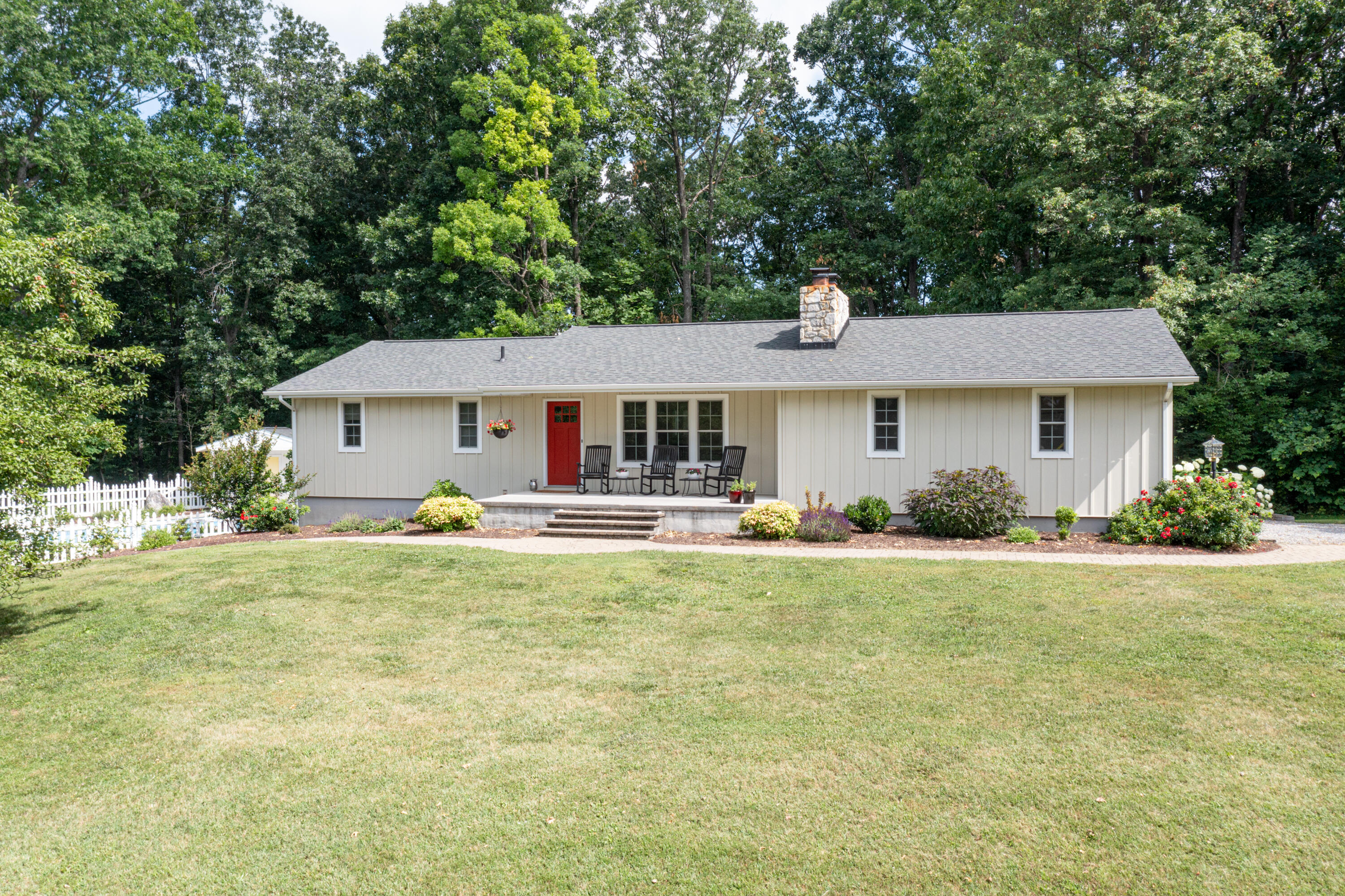 386 Stevens Road Troutville, VA 24175 - Photo 1 of 36 Welcome