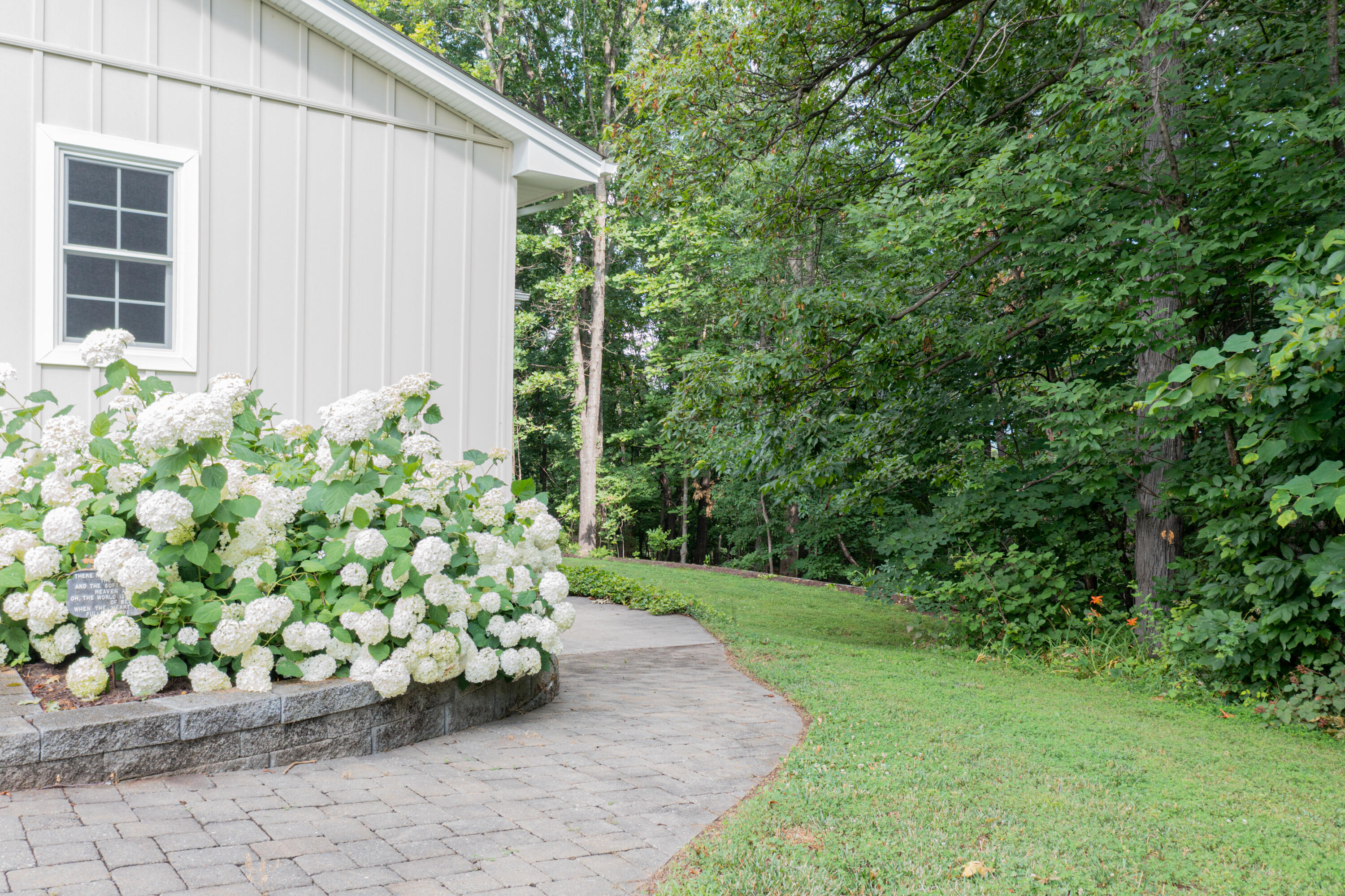 386 Stevens Road Troutville, VA 24175 - Photo 27 of 36 Walkway