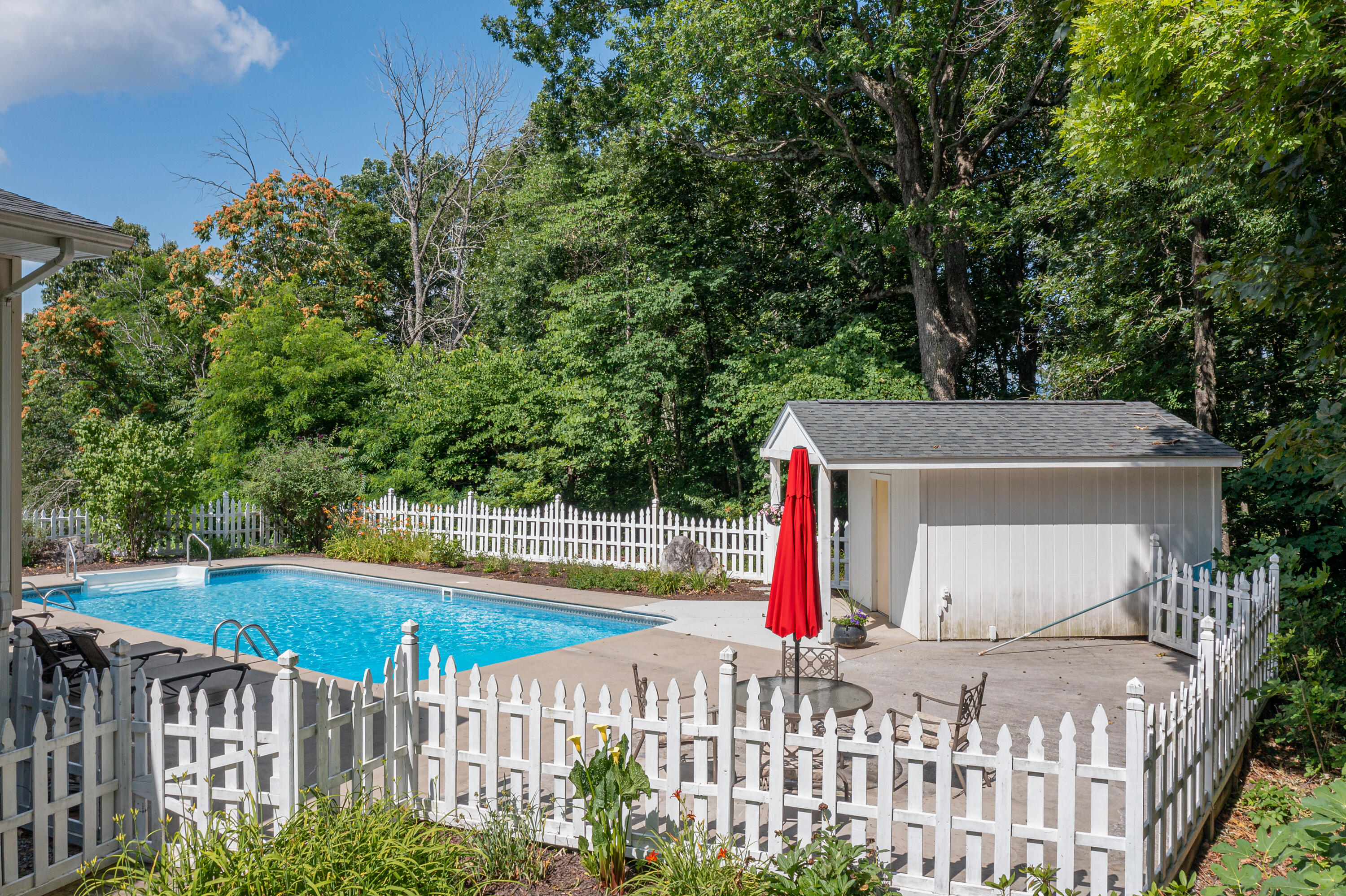 386 Stevens Road Troutville, VA 24175 - Photo 33 of 36 Pool house
