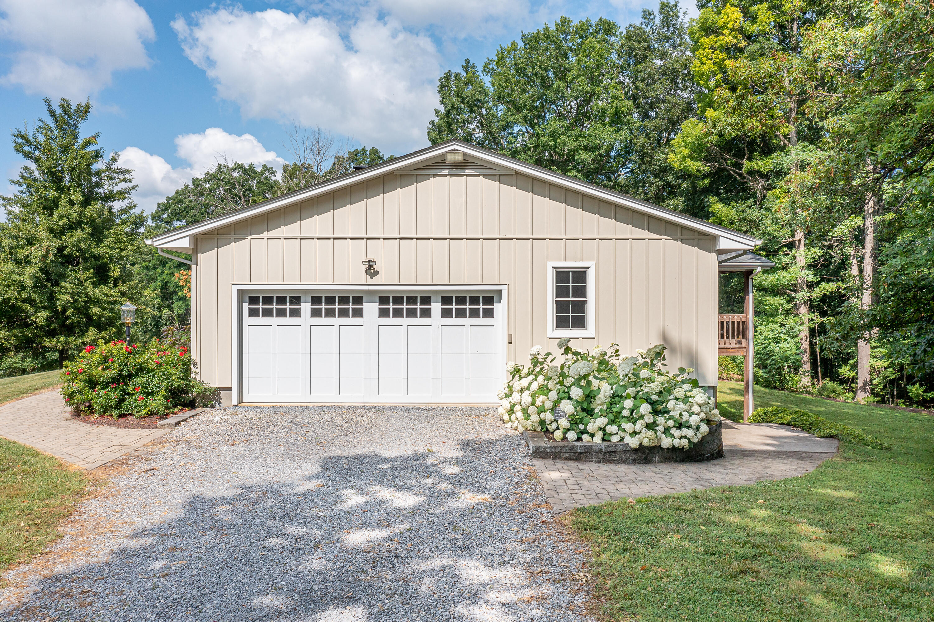 386 Stevens Road Troutville, VA 24175 - Photo 7 of 36 Garage attached