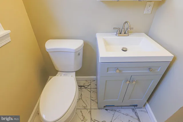 $1,800 | 1622 Hartsdale Road, Baltimore, MD 21239