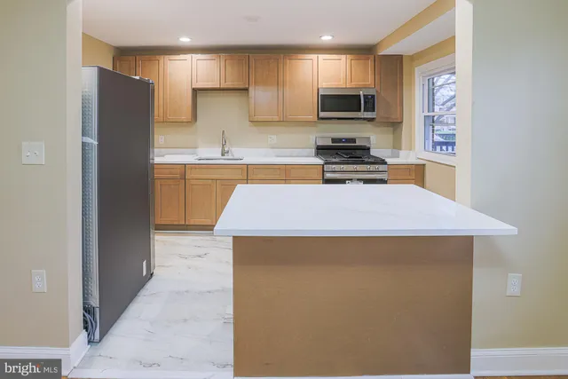 $1,800 | 1622 Hartsdale Road, Baltimore, MD 21239