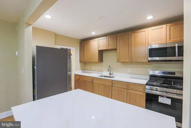 $1,800 | 1622 Hartsdale Road, Baltimore, MD 21239