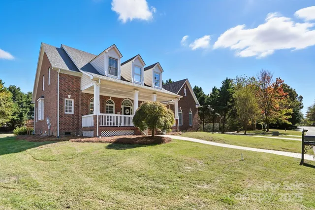 $850,000 | 8403 Royster Run, Waxhaw, NC 28173