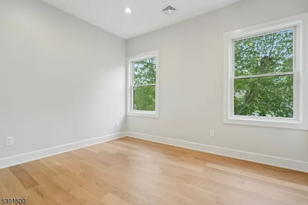$11,000 | 15 Lake Road, Chatham, NJ 07928