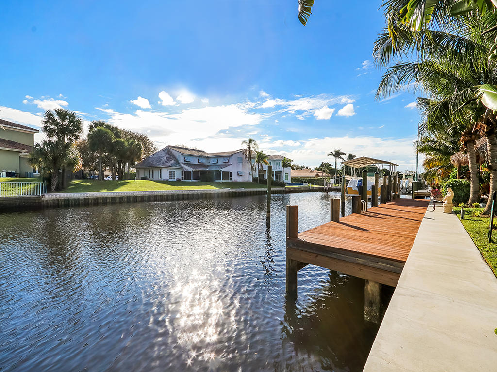 2386 Inland Cove Road Palm Beach Gardens, FL 33410 - Photo 37 of 54 2386 Inland Cove - Water View