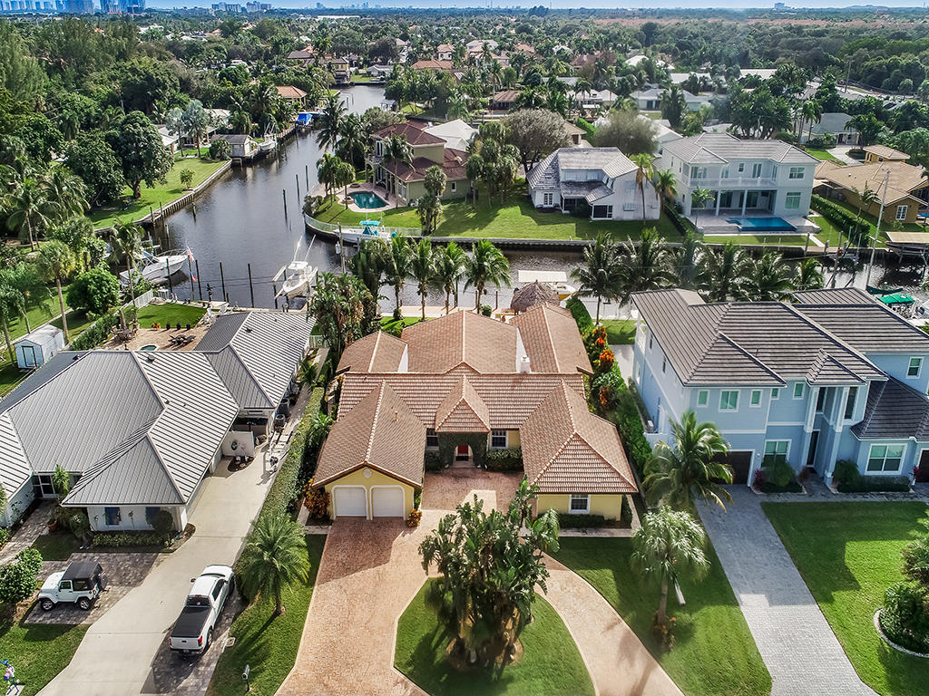 2386 Inland Cove Road Palm Beach Gardens, FL 33410 - Photo 42 of 54 2386 Inland Cove - Aerial Front Low