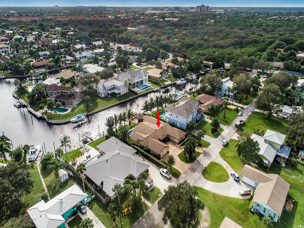 2386 Inland Cove Road Palm Beach Gardens, FL 33410 - Photo 46 of 54 2386 Inland Cove - Aerial Front Left