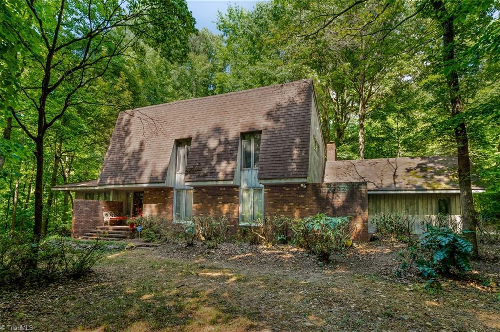 5718 Oak Tree Road Greensboro, NC 27455 - Photo 37 of 40