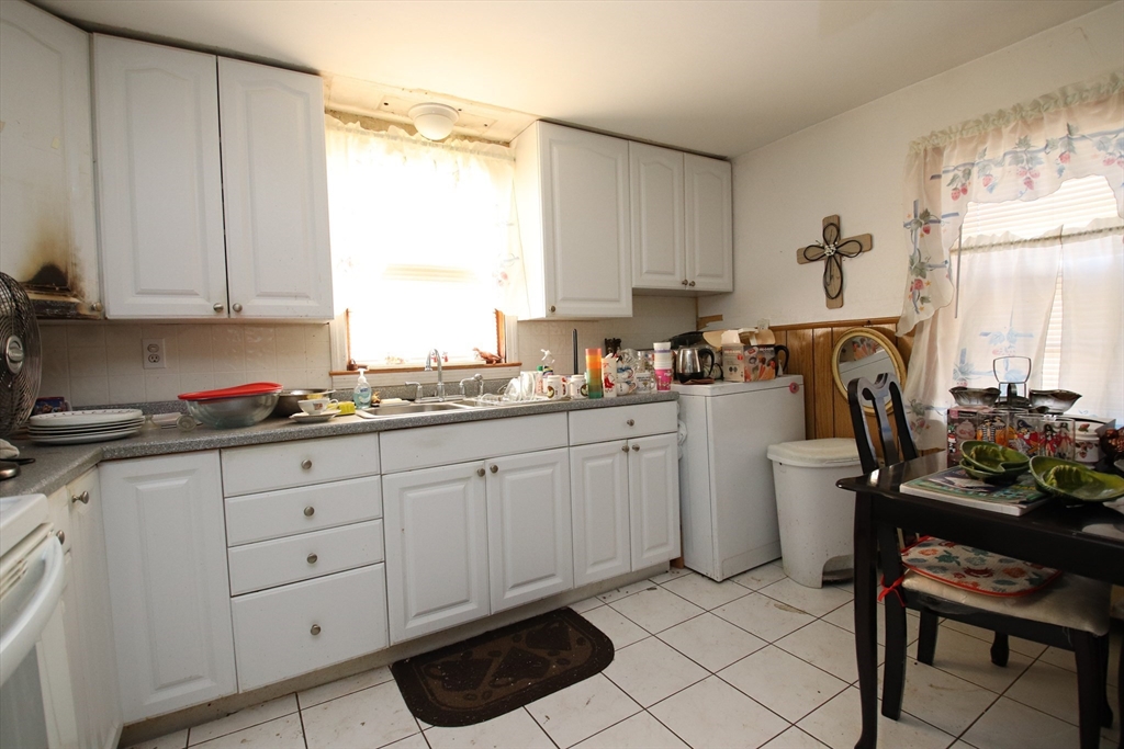 20 Lantern Road Revere, MA 02151 - Photo 5 of 29 Gallery Image 5