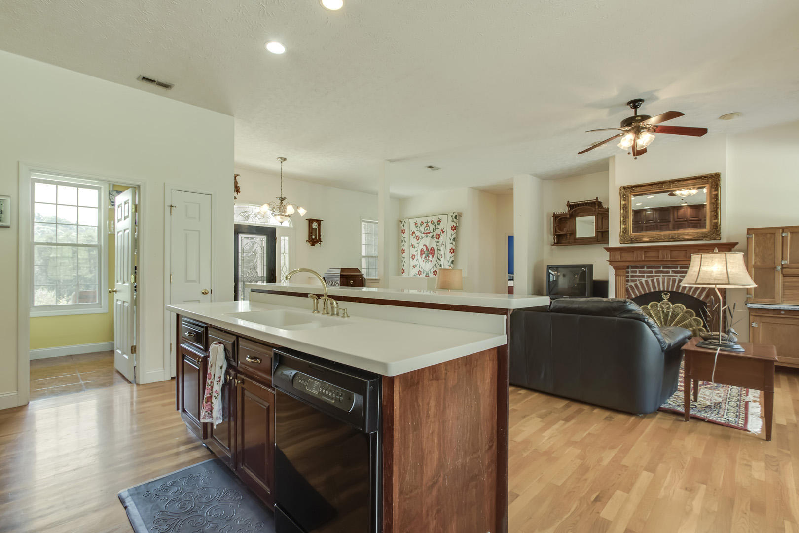 400 Satterfield Road Maynardville, TN 37807 - Photo 13 of 40 13_SatterfieldRoad_400_Kitchen03