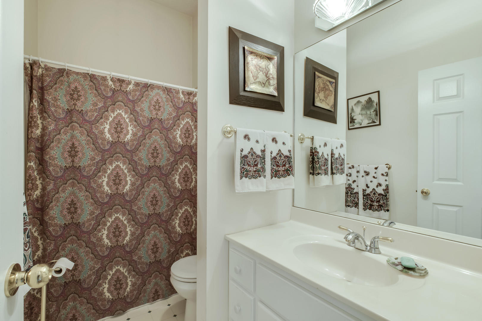 400 Satterfield Road Maynardville, TN 37807 - Photo 26 of 40 26_SatterfieldRoad_400_GuestBath