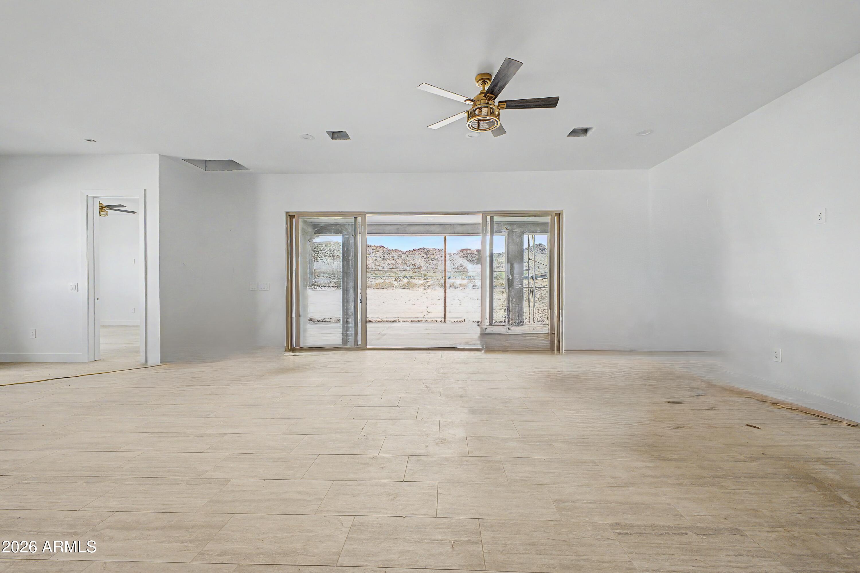 18815 West Arlington Road Buckeye, AZ 85326 - Photo 10 of 56