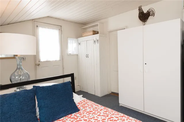 $2,150 | 77 Kelley Road, Unit B, North Kingstown, RI 02874