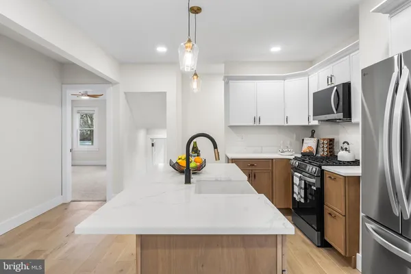 $449,000 | 16 Eden Avenue, Oaklyn, NJ 08107